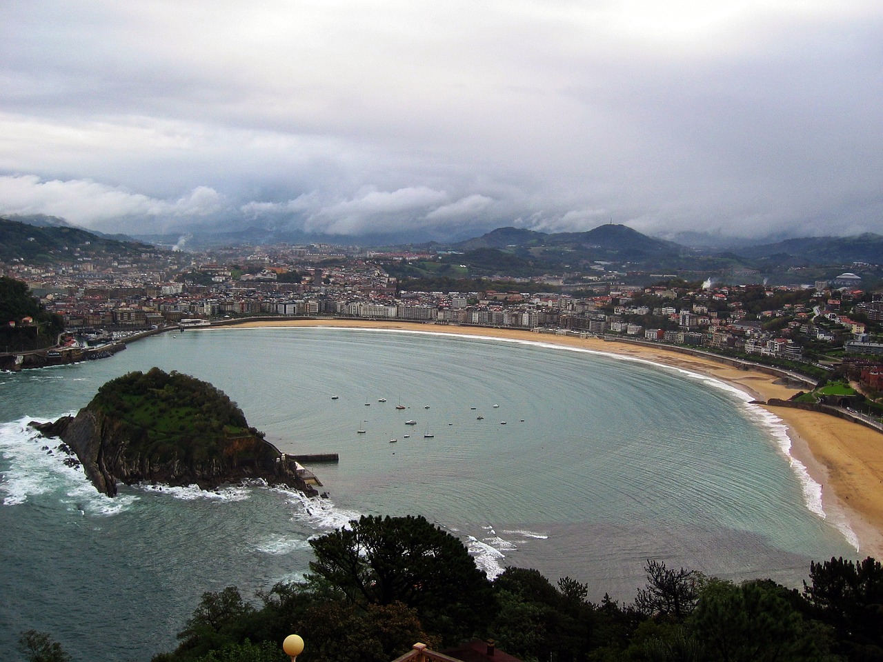 san-sebastian-2420870_1280